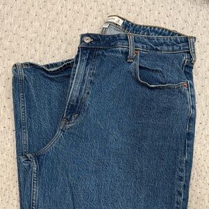 Abercrombie 90’s Relaxed Jean High Rise